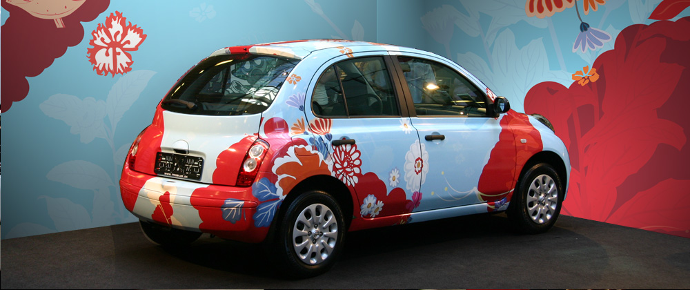 Nissan:  artwork 01 kinomo on car on display